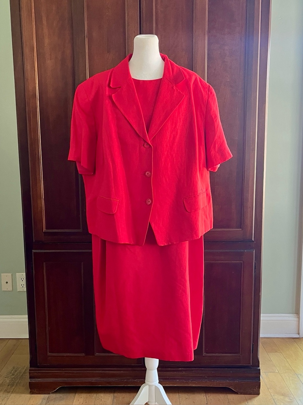 Elizabeth by Liz Claiborne VTG Classic Red Two-Piece Dress and Jacket Linen Suit